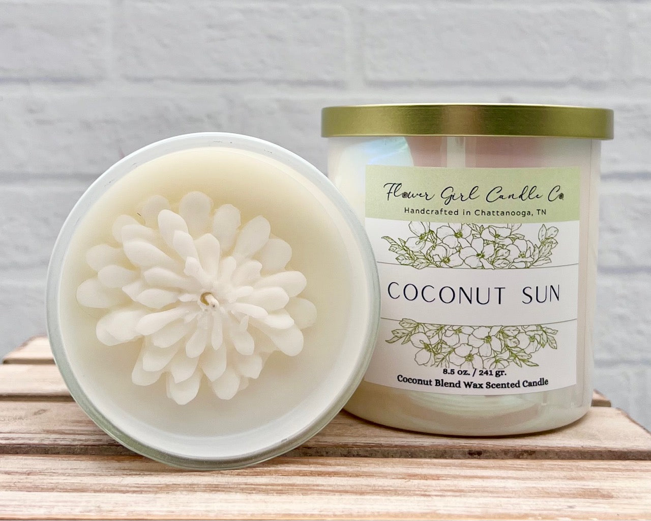 COCONUT SUN 8.75oz. Scented Candle